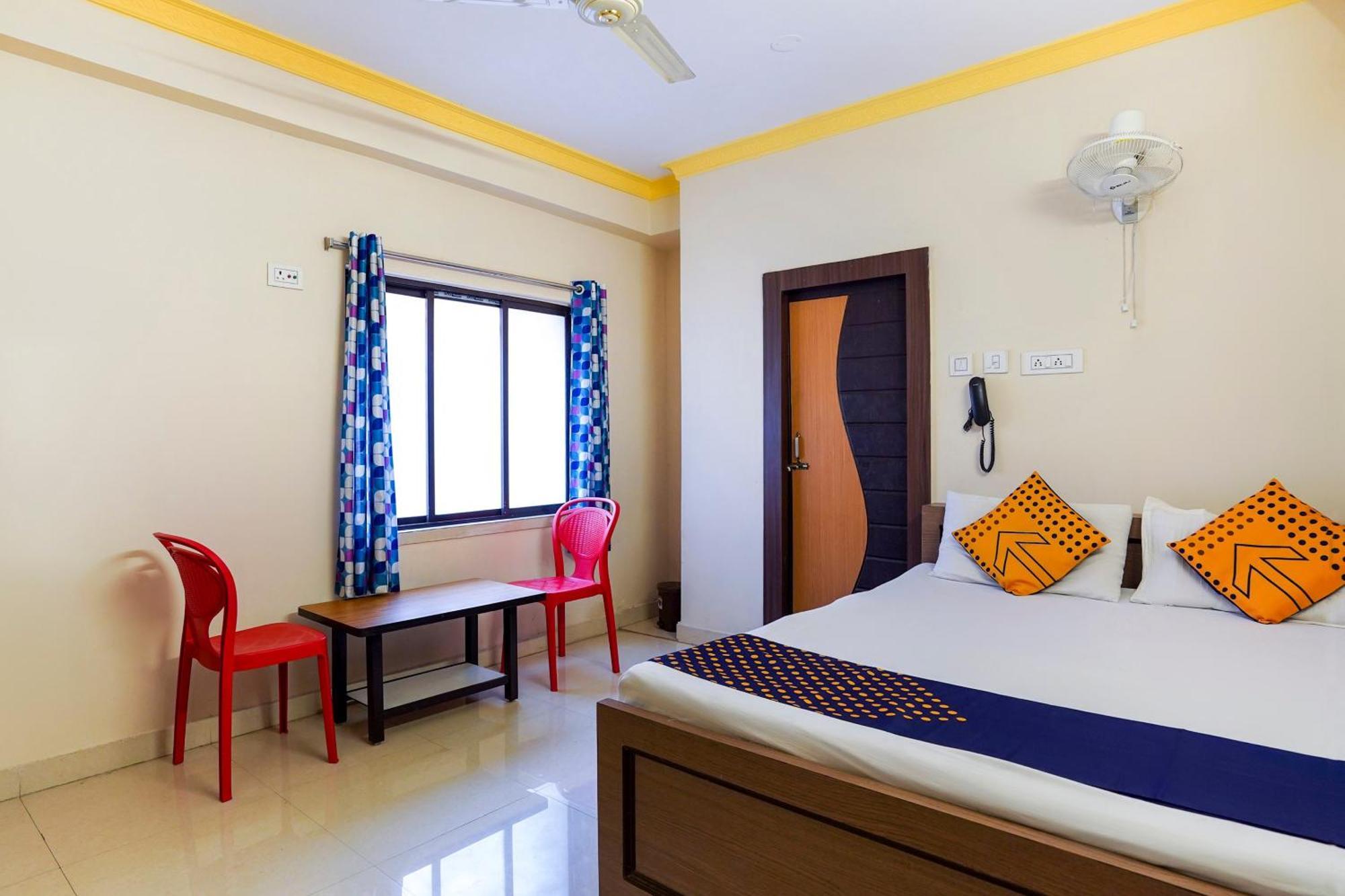 SPOT ON 27697 Trisha Guest House Dum Dum Exterior foto